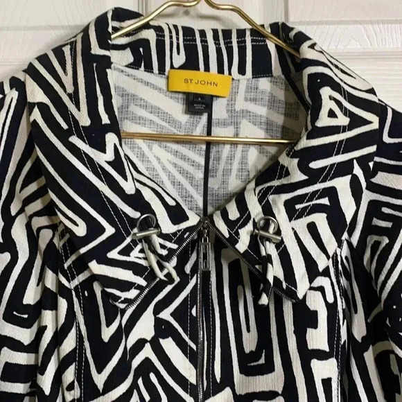 St. John mid sleeve zip down jacket Sz 4 - Picture 3 of 6